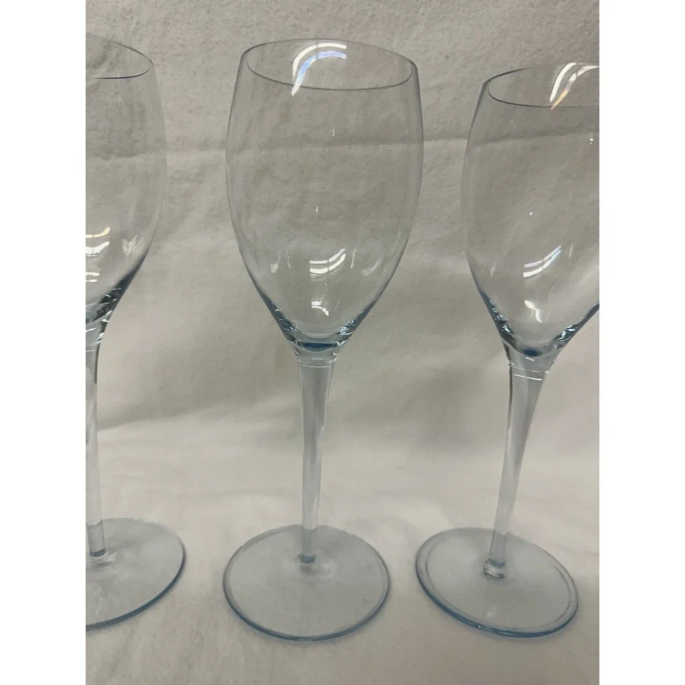 Hand Blown Light Pale Sky Blue Wine Glasses 10 oz Set Of 3 Clear Stem 9.25